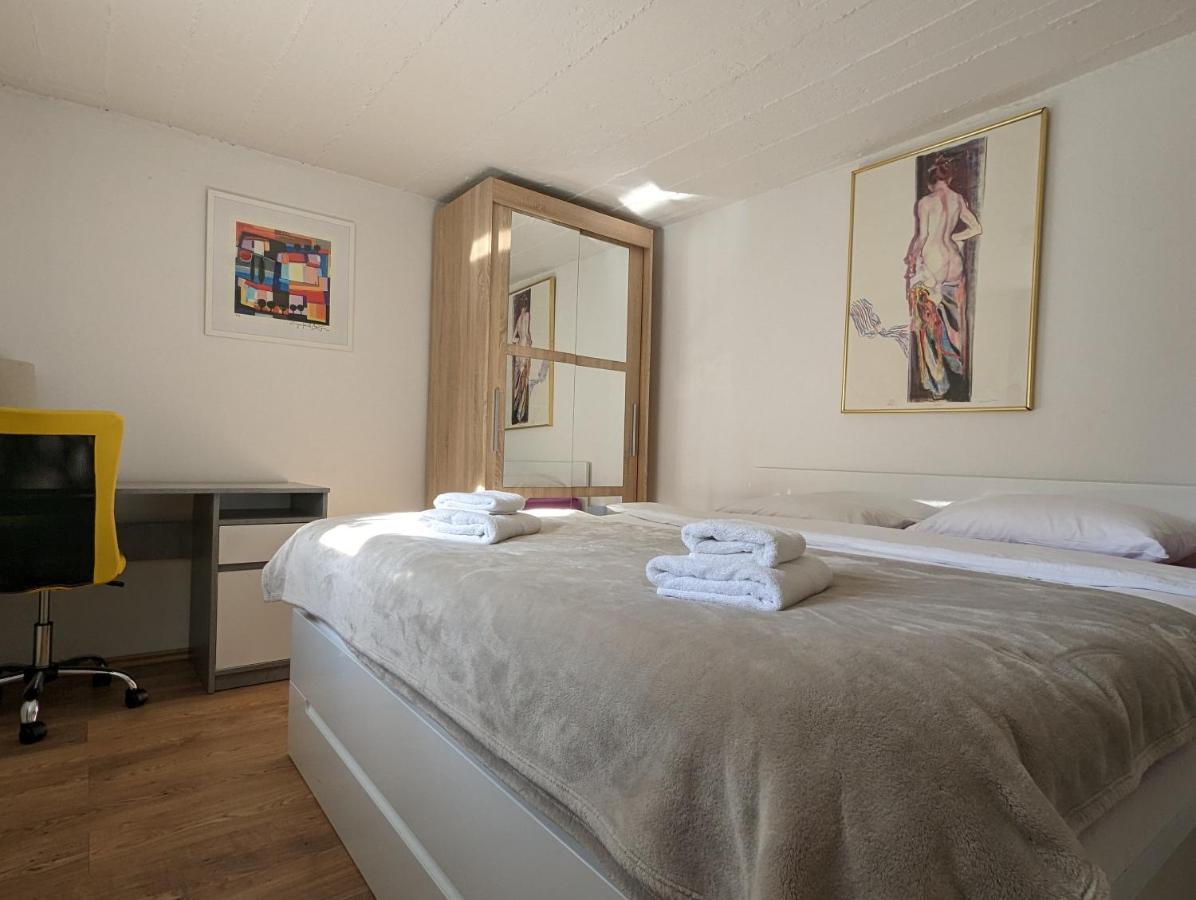 Twin-Magnolias Condo With Garden, Parking & Ev Station 萨格勒布 外观 照片