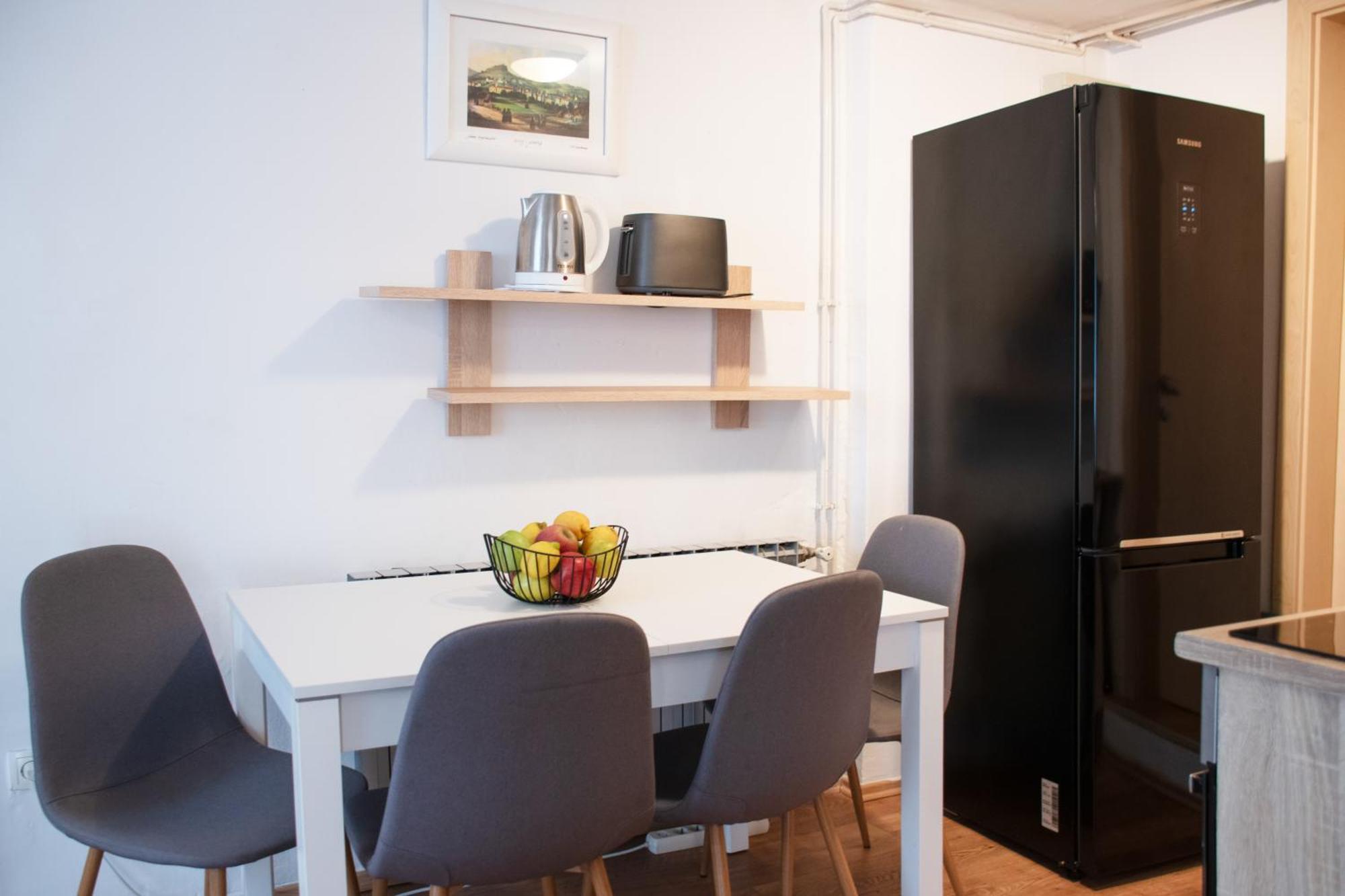 Twin-Magnolias Condo With Garden, Parking & Ev Station 萨格勒布 外观 照片
