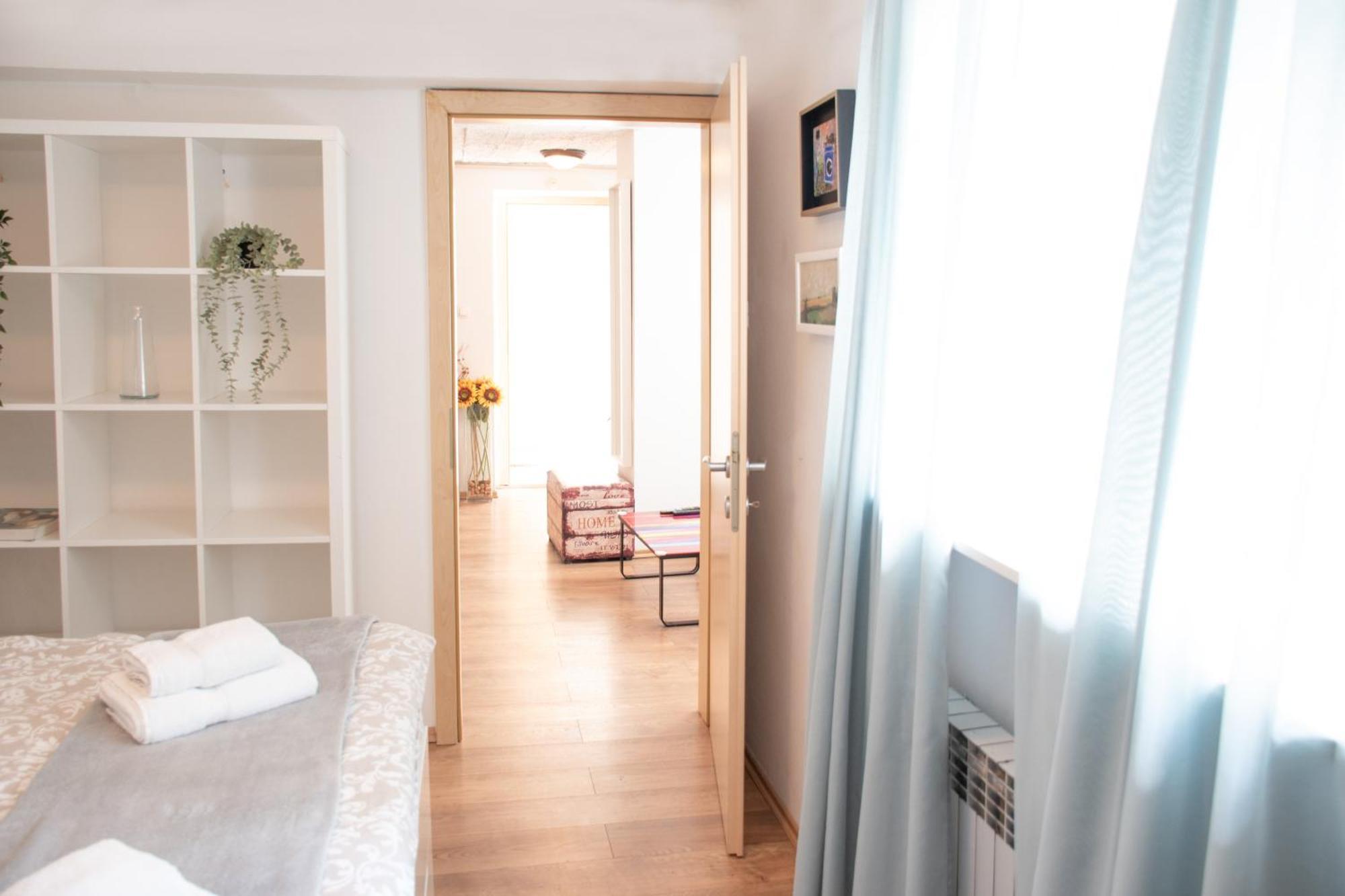 Twin-Magnolias Condo With Garden, Parking & Ev Station 萨格勒布 外观 照片