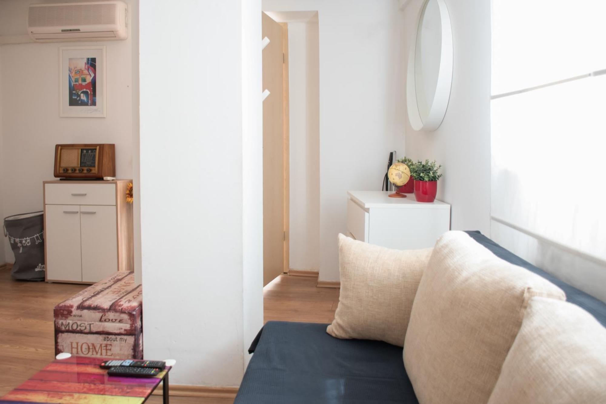 Twin-Magnolias Condo With Garden, Parking & Ev Station 萨格勒布 外观 照片